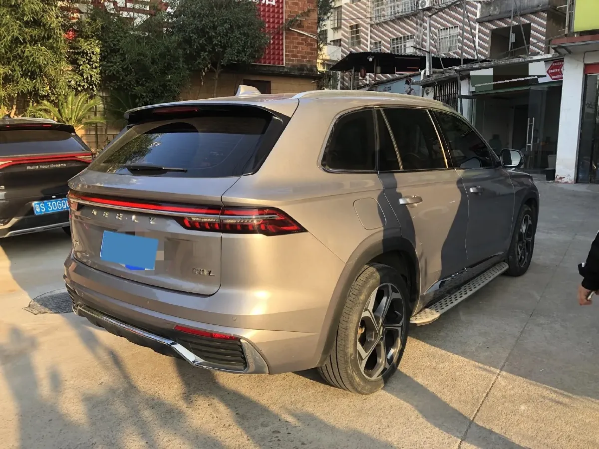 2021 Geely Monjaro 2.0T 218HP L4 7DCT,autocango,china used car exporter,china ev exporter,chinese used car exporter,chinese used ev exporter