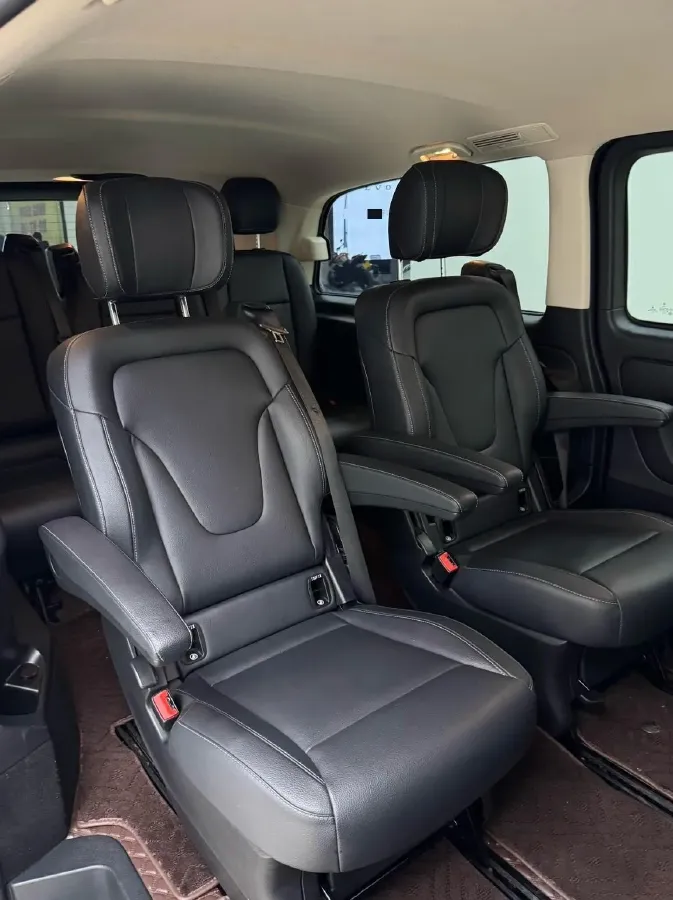 2021 Mercedes-Benz Vito 2.0T 211HP L4 9AT,autocango,china used car exporter,china ev exporter,chinese used car exporter,chinese used ev exporter