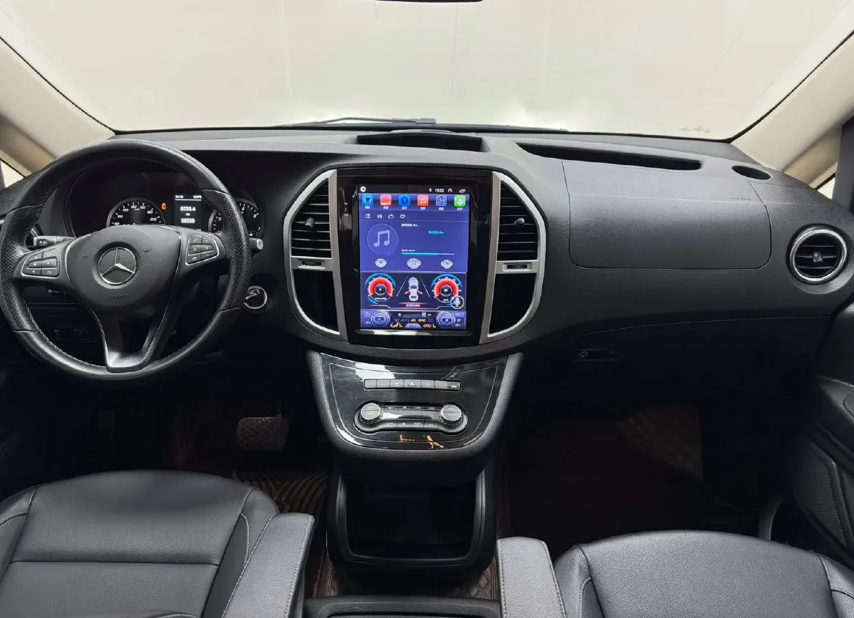 2021 Mercedes-Benz Vito 2.0T 211HP L4 9AT,autocango,china used car exporter,china ev exporter,chinese used car exporter,chinese used ev exporter