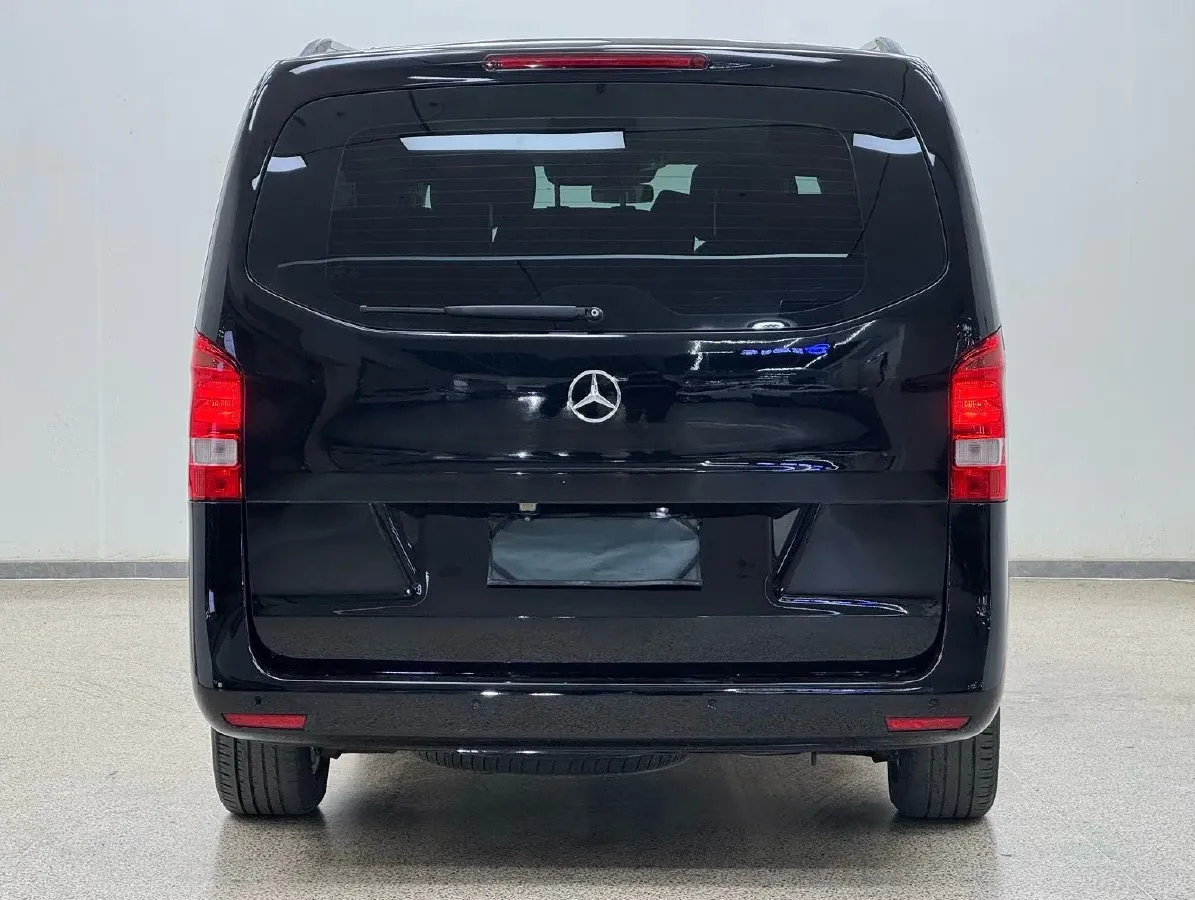2021 Mercedes-Benz Vito 2.0T 211HP L4 9AT,autocango,china used car exporter,china ev exporter,chinese used car exporter,chinese used ev exporter