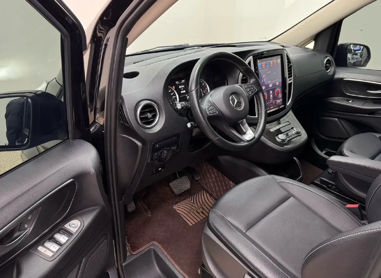 2021 Mercedes-Benz Vito 2.0T 211HP L4 9AT,autocango,china used car exporter,china ev exporter,chinese used car exporter,chinese used ev exporter