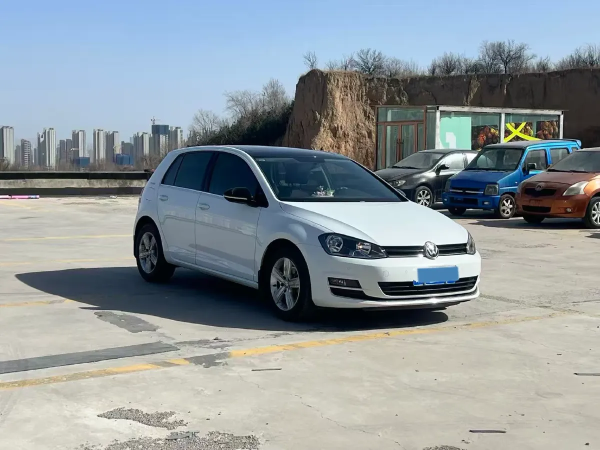 2017 Volkswagen Golf 1.4T 131HP L4 7DCT,autocango,china used car exporter,china ev exporter,chinese used car exporter,chinese used ev exporter