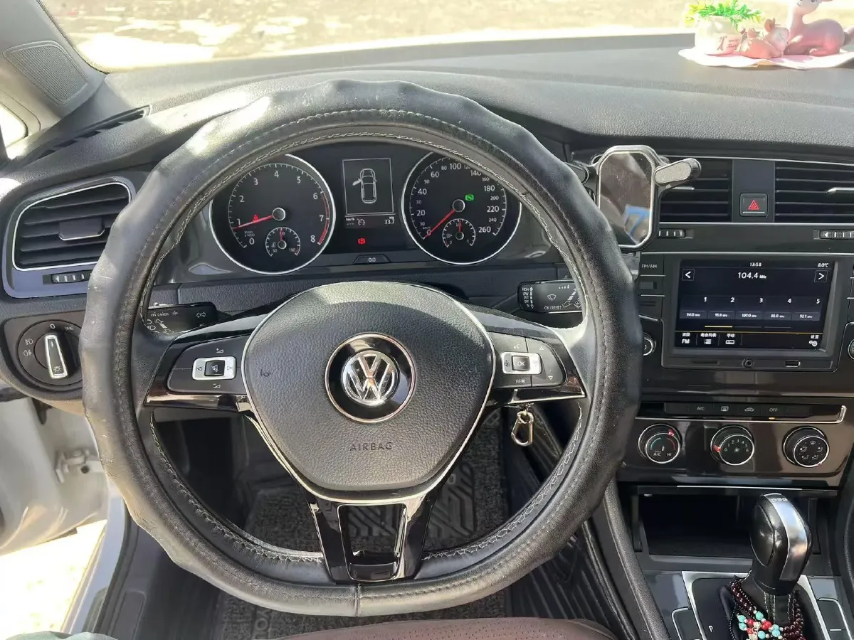 2017 Volkswagen Golf 1.4T 131HP L4 7DCT,autocango,china used car exporter,china ev exporter,chinese used car exporter,chinese used ev exporter