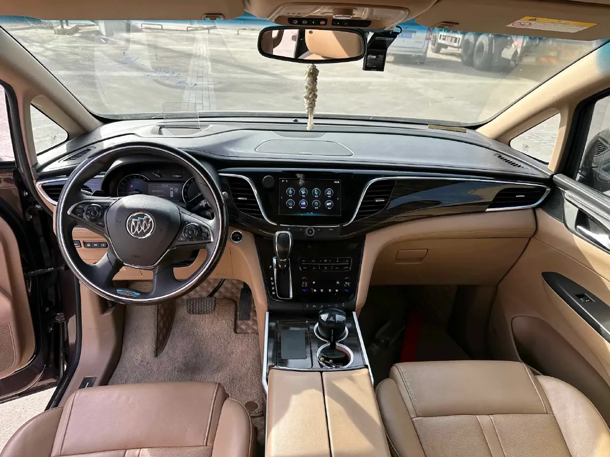 2018 Buick GL8 2.0T 260HP L4 6AT,autocango,china used car exporter,china ev exporter,chinese used car exporter,chinese used ev exporter