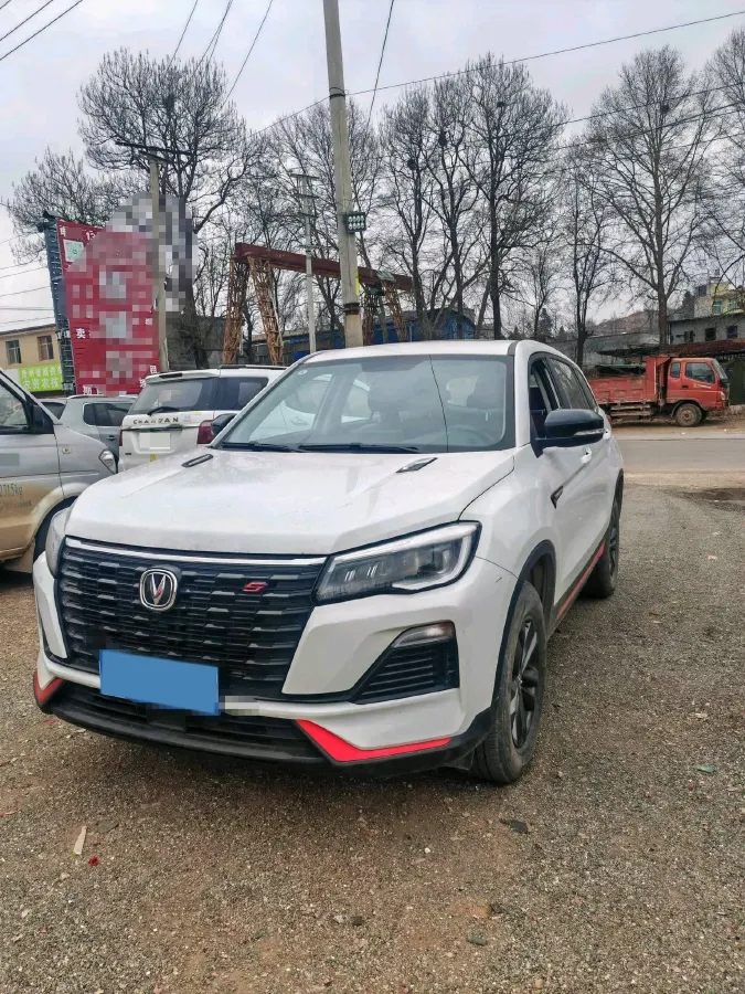 2023 ChangAn CS75 1.5T 188HP L4 6MT,autocango,china used car exporter,china ev exporter,chinese used car exporter,chinese used ev exporter
