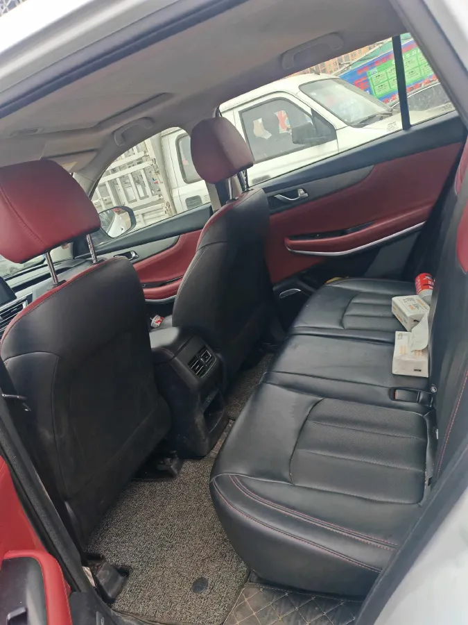 2023 ChangAn CS75 1.5T 188HP L4 6MT,autocango,china used car exporter,china ev exporter,chinese used car exporter,chinese used ev exporter