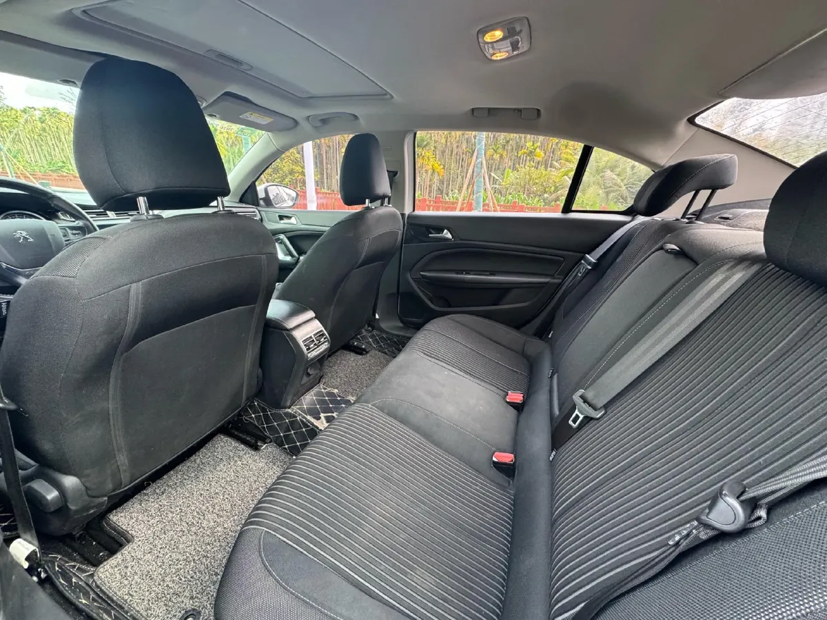 2018 Peugeot 408 1.6T 167HP L4 6AT,autocango,china used car exporter,china ev exporter,chinese used car exporter,chinese used ev exporter