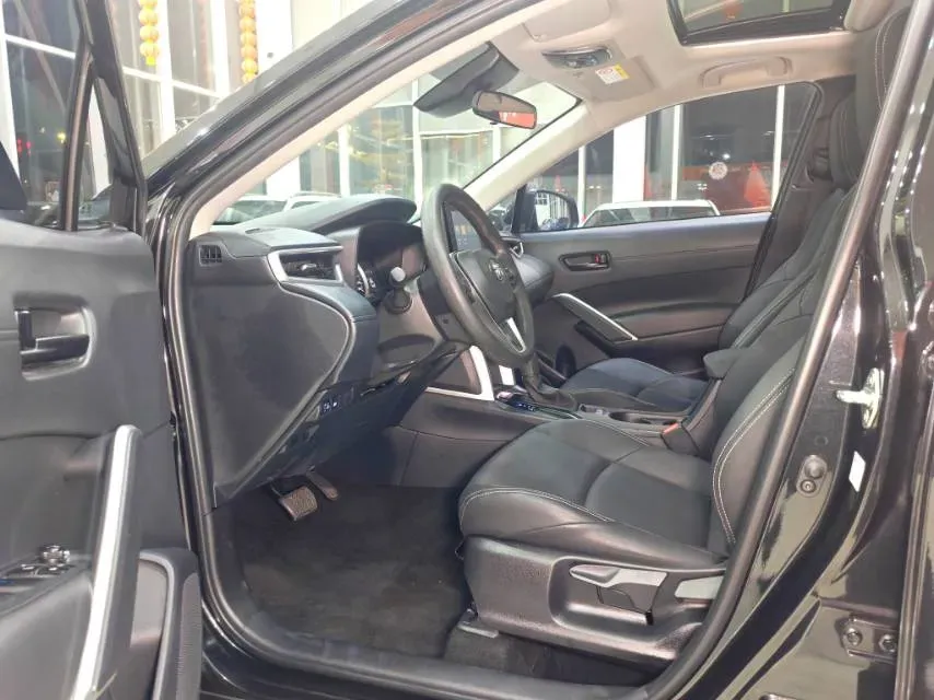 2022 Toyota Frontlander 2.0L 171HP L4 CVT,autocango,china used car exporter,china ev exporter,chinese used car exporter,chinese used ev exporter