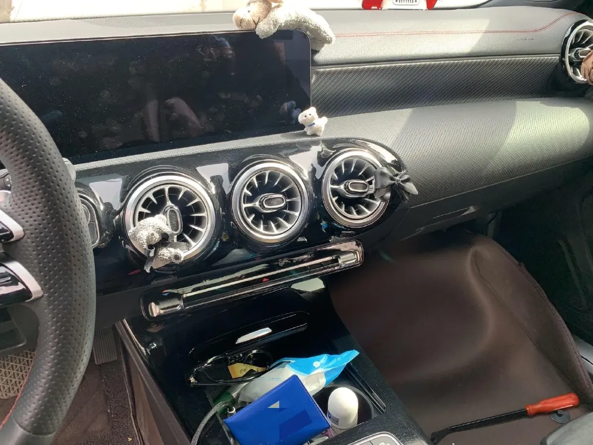 2025 Mercedes-Benz A Class 1.3T 163HP L4 7DCT,autocango,china used car exporter,china ev exporter,chinese used car exporter,chinese used ev exporter