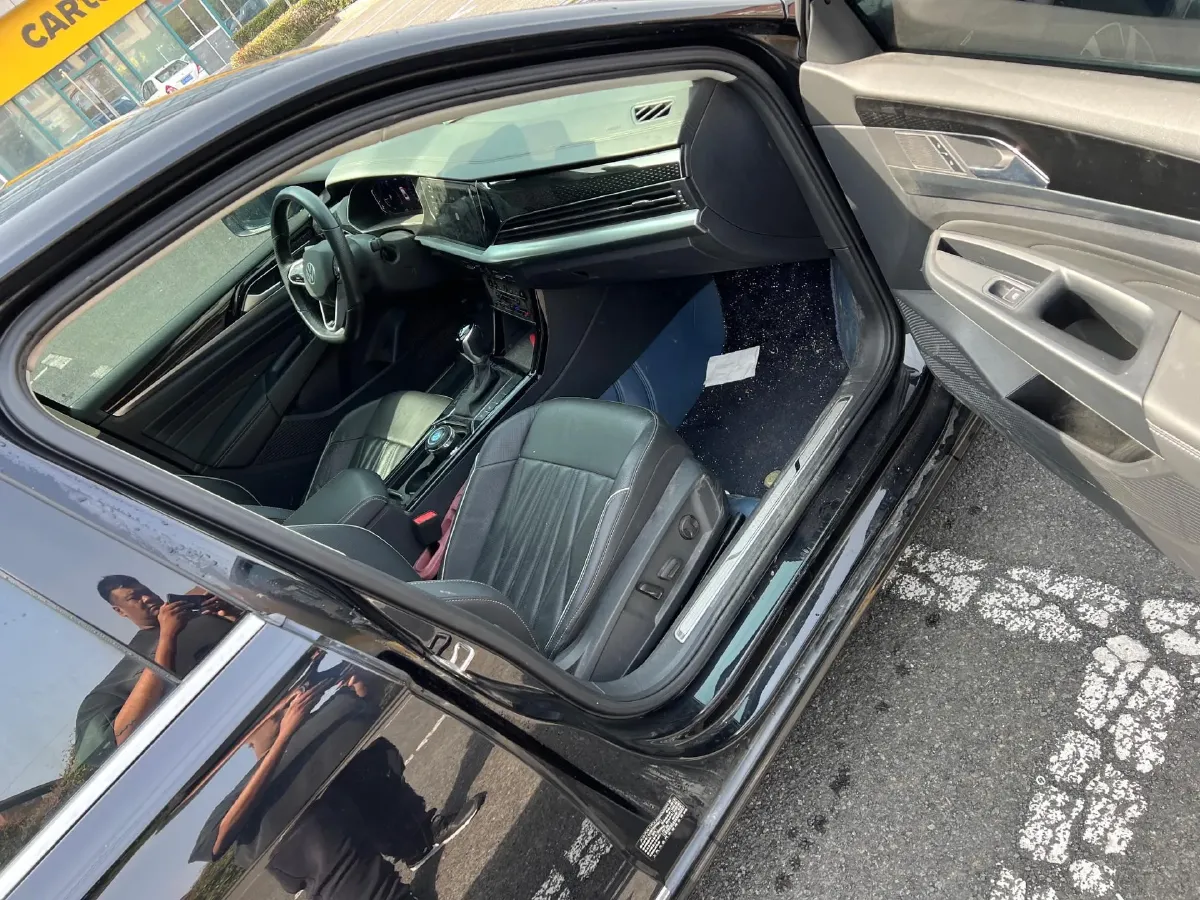 2022 Xpeng P7 BEV 60.2KWH,autocango,china used car exporter,china ev exporter,chinese used car exporter,chinese used ev exporter