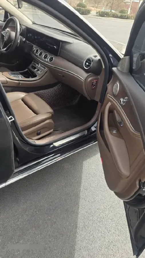 2022 Mercedes-Benz E Class 2.0T 197HP L4 9AT,autocango,china used car exporter,china ev exporter,chinese used car exporter,chinese used ev exporter