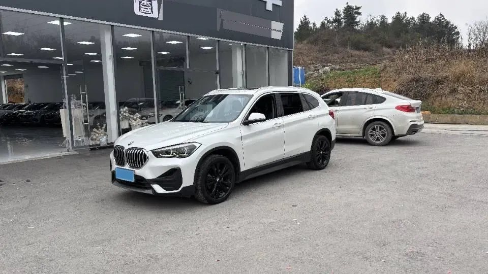 2021 BMW X1 1.5T 140HP L3 7DCT,autocango,china used car exporter,china ev exporter,chinese used car exporter,chinese used ev exporter
