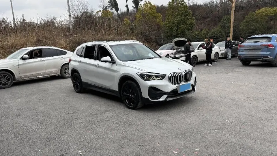 2021 BMW X1 1.5T 140HP L3 7DCT,autocango,china used car exporter,china ev exporter,chinese used car exporter,chinese used ev exporter