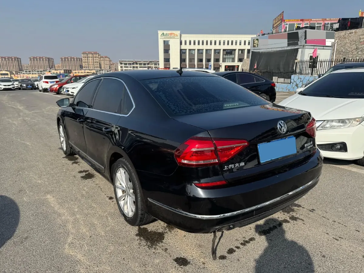 2017 Volkswagen Passat 1.8T 180HP L4 7DCT,autocango,china used car exporter,china ev exporter,chinese used car exporter,chinese used ev exporter