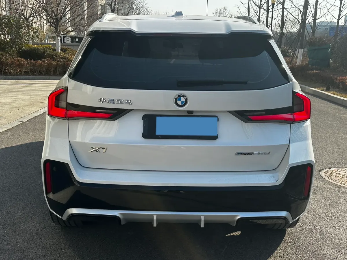 2024 BMW X1 2.0T 204HP L4 7DCT,autocango,china used car exporter,china ev exporter,chinese used car exporter,chinese used ev exporter