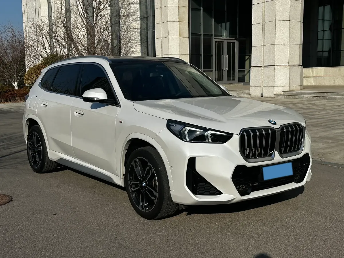 2024 BMW X1 2.0T 204HP L4 7DCT,autocango,china used car exporter,china ev exporter,chinese used car exporter,chinese used ev exporter