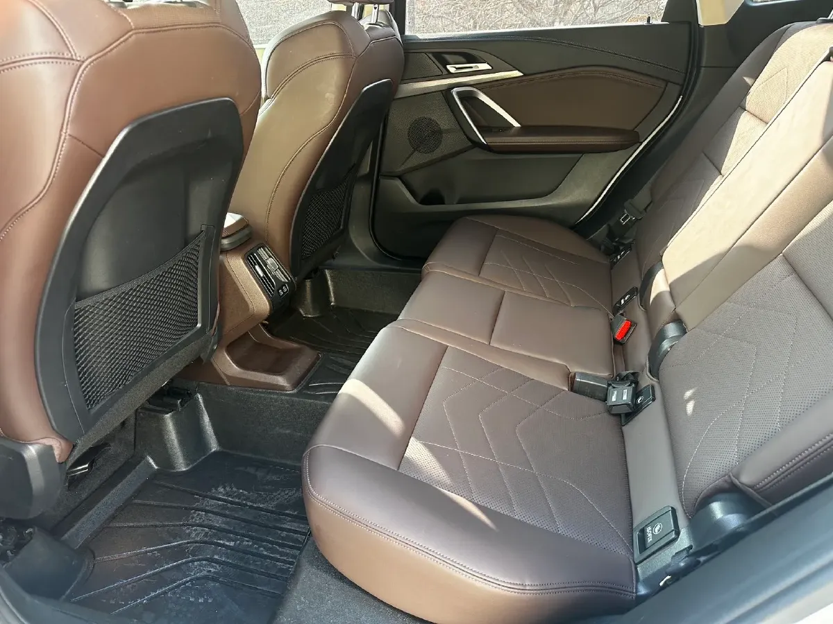 2024 BMW X1 2.0T 204HP L4 7DCT,autocango,china used car exporter,china ev exporter,chinese used car exporter,chinese used ev exporter