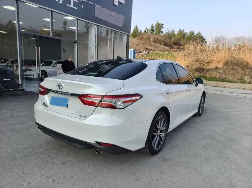 2021 Toyota Camry 2.5L 209HP L4 8AT,autocango,china used car exporter,china ev exporter,chinese used car exporter,chinese used ev exporter