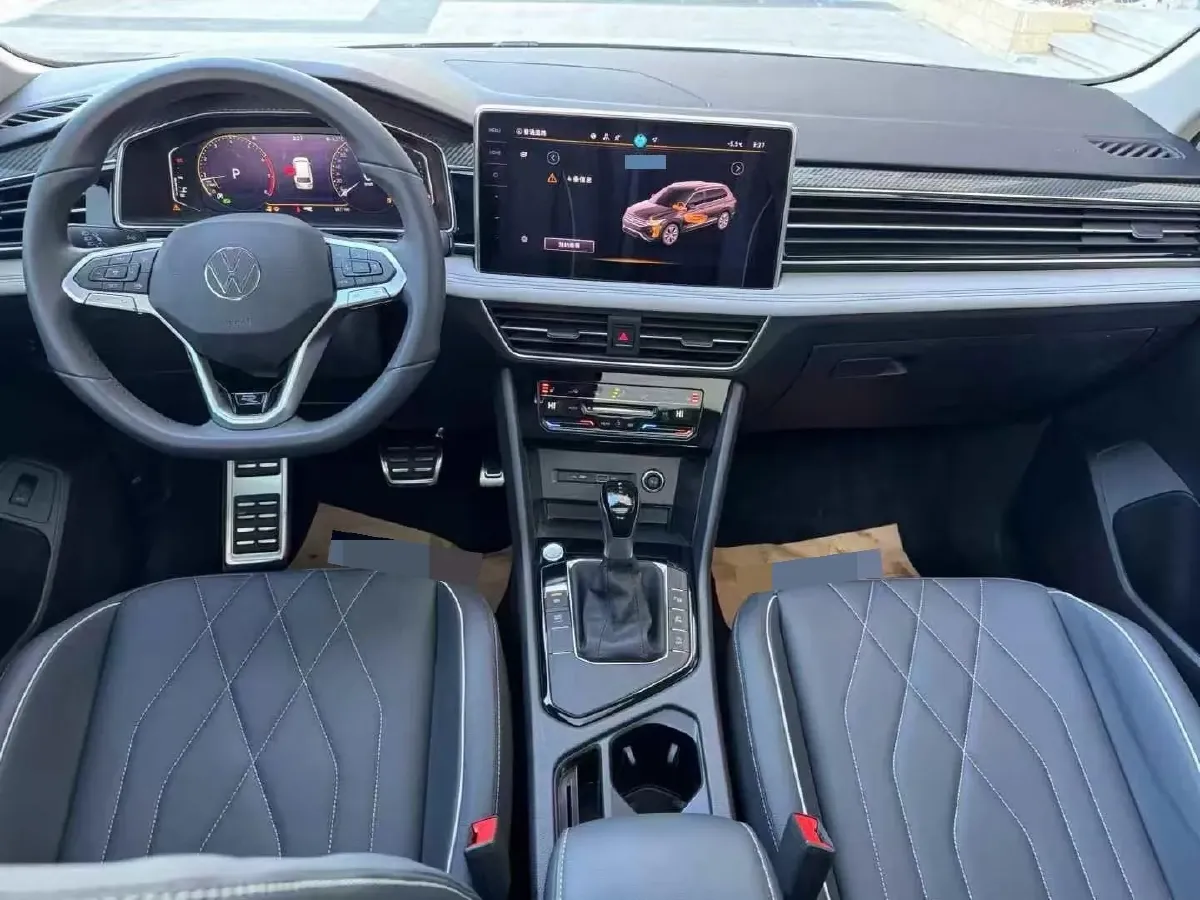 2025 Volkswagen Tiguan L 2.0T 186HP L4 7DCT,autocango,china used car exporter,china ev exporter,chinese used car exporter,chinese used ev exporter