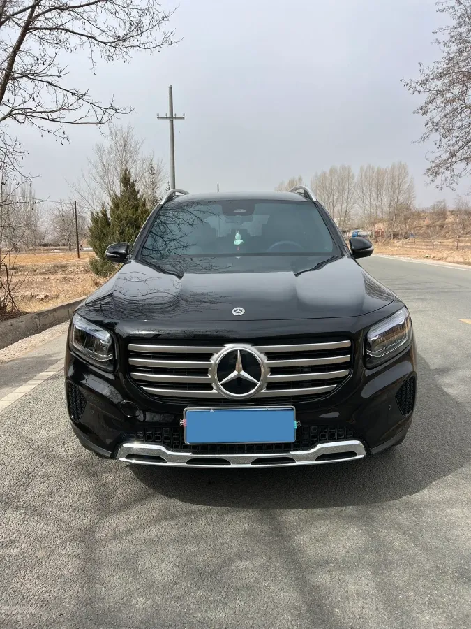 2025 Mercedes-Benz GLB Class 2.0T 190HP L4 8DCT,autocango,china used car exporter,china ev exporter,chinese used car exporter,chinese used ev exporter