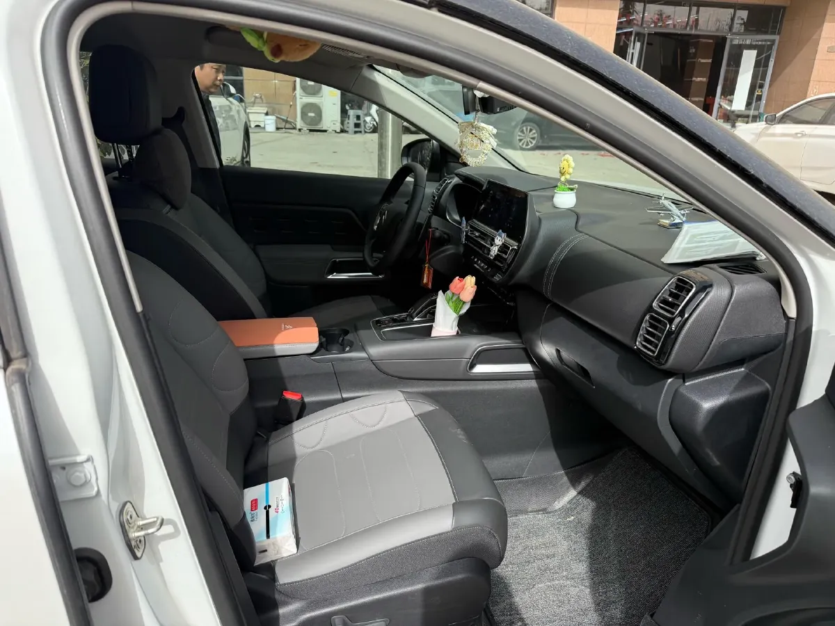 2022 Citroen C5 Aircross 1.6T 175HP L4 8AT,autocango,china used car exporter,china ev exporter,chinese used car exporter,chinese used ev exporter