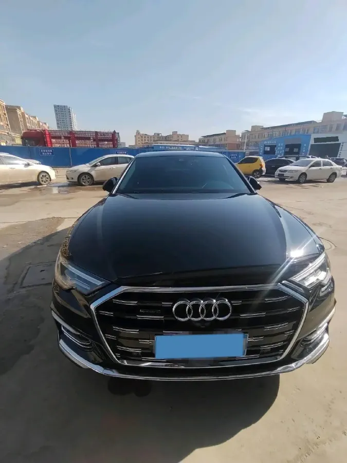 2024 Audi A6L 2.0T 245HP L4 7DCT,autocango,china used car exporter,china ev exporter,chinese used car exporter,chinese used ev exporter