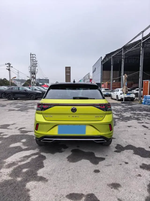 2023 Volkswagen T-Roc 1.5T 160HP L4 7DCT,autocango,china used car exporter,china ev exporter,chinese used car exporter,chinese used ev exporter