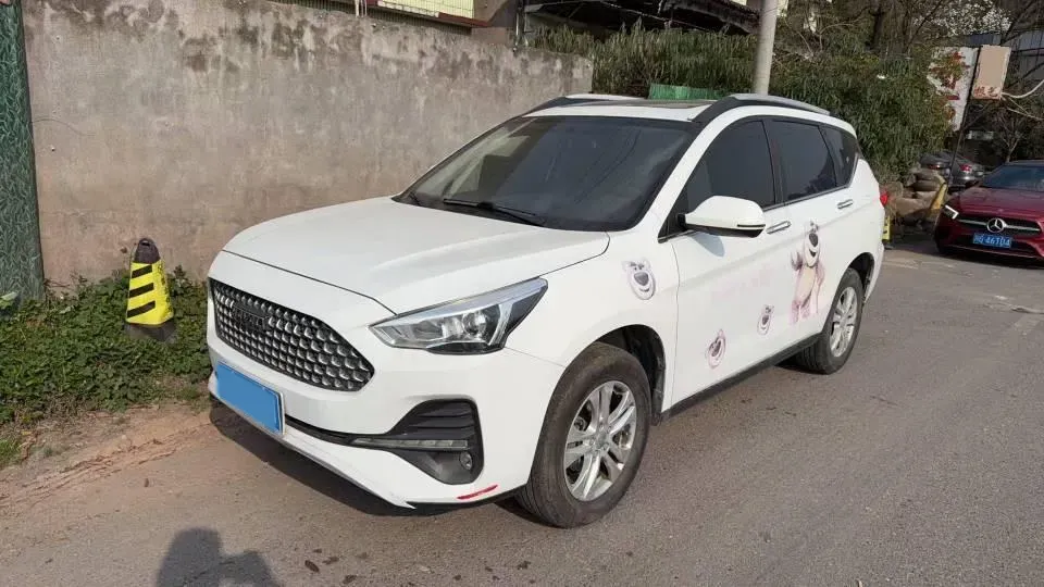 2019 Haval M6 1.5T 150HP L4 7DCT,autocango,china used car exporter,china ev exporter,chinese used car exporter,chinese used ev exporter