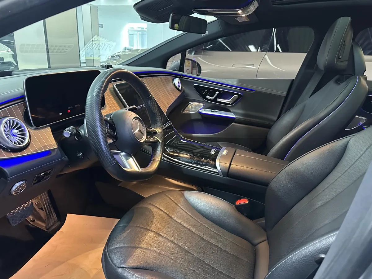 2022 Mercedes-Benz EQE Class BEV 96.1KWH,autocango,china used car exporter,china ev exporter,chinese used car exporter,chinese used ev exporter
