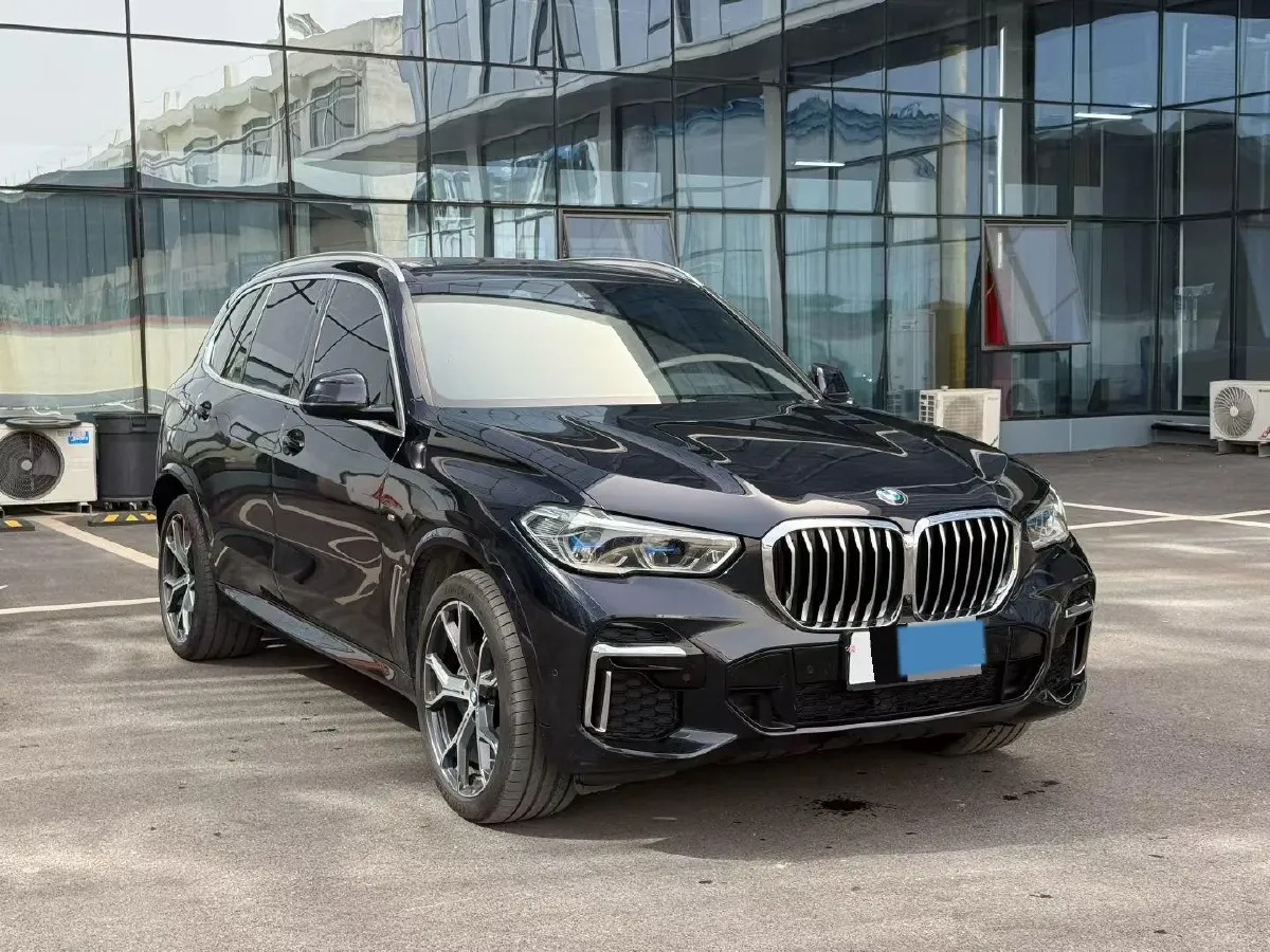 2022 BMW X5 3.0T 333HP L6 8AT,autocango,china used car exporter,china ev exporter,chinese used car exporter,chinese used ev exporter