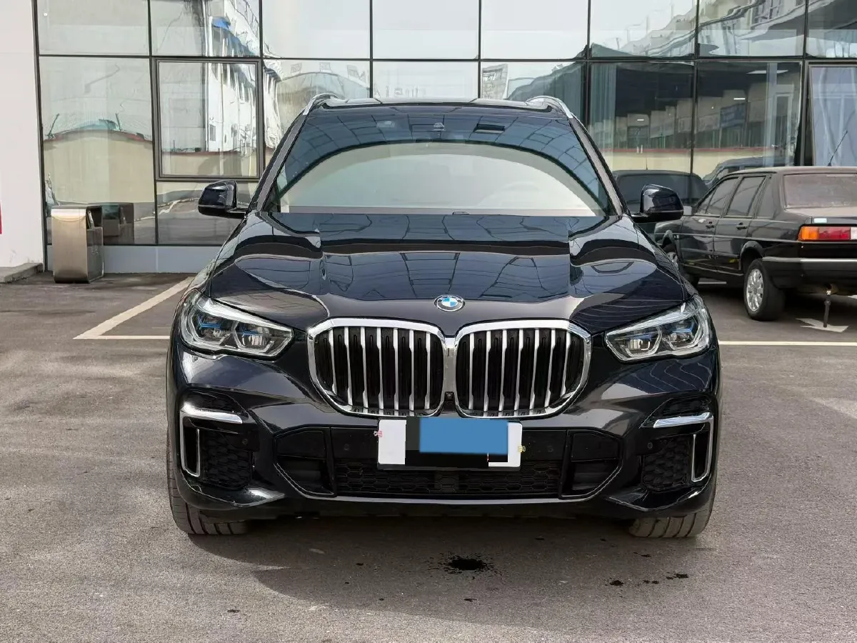 2022 BMW X5 3.0T 333HP L6 8AT,autocango,china used car exporter,china ev exporter,chinese used car exporter,chinese used ev exporter