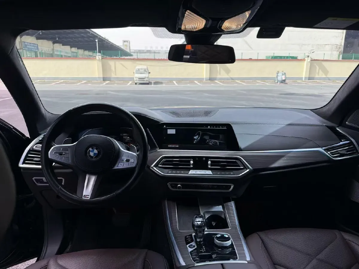 2022 BMW X5 3.0T 333HP L6 8AT,autocango,china used car exporter,china ev exporter,chinese used car exporter,chinese used ev exporter