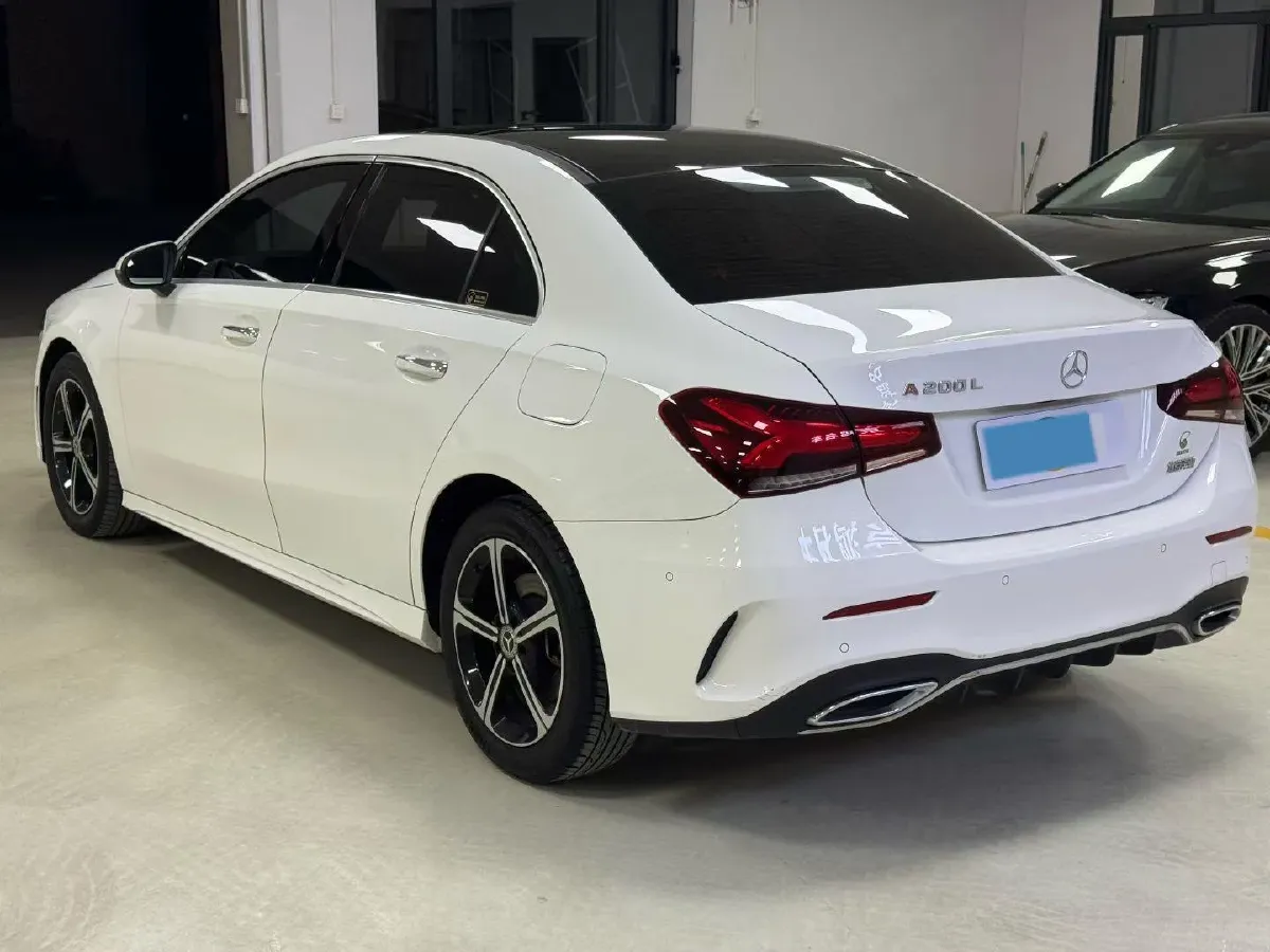 2023 Mercedes-Benz A Class 1.3T 163HP L4 7DCT,autocango,china used car exporter,china ev exporter,chinese used car exporter,chinese used ev exporter