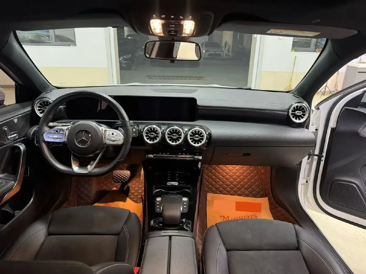 2023 Mercedes-Benz A Class 1.3T 163HP L4 7DCT,autocango,china used car exporter,china ev exporter,chinese used car exporter,chinese used ev exporter