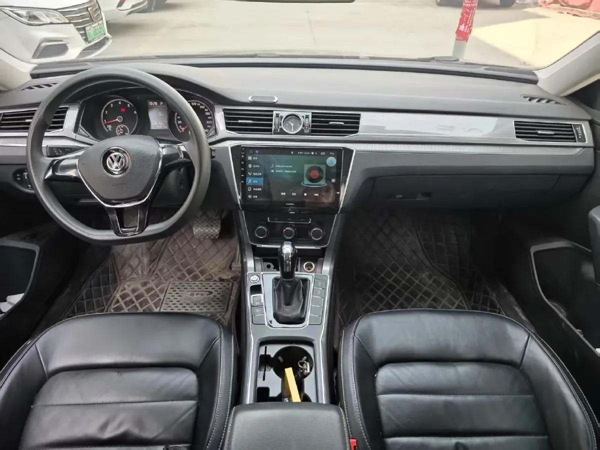 2017 Volkswagen Passat 1.8T 180HP L4 7DCT,autocango,china used car exporter,china ev exporter,chinese used car exporter,chinese used ev exporter