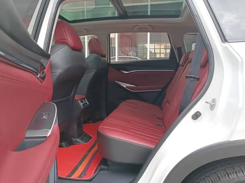 2021 ChangAn CS75 Plus 1.5T 178HP L4 6AT,autocango,china used car exporter,china ev exporter,chinese used car exporter,chinese used ev exporter