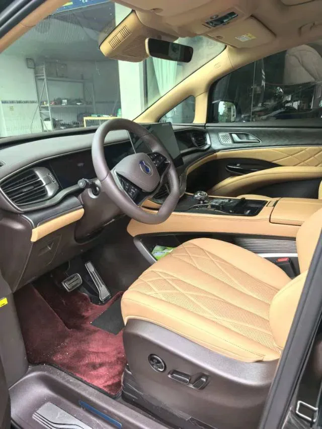 2025 Denza D9 1.5T 156HP L4 E-CVT PHEV 40KWH,autocango,china used car exporter,china ev exporter,chinese used car exporter,chinese used ev exporter