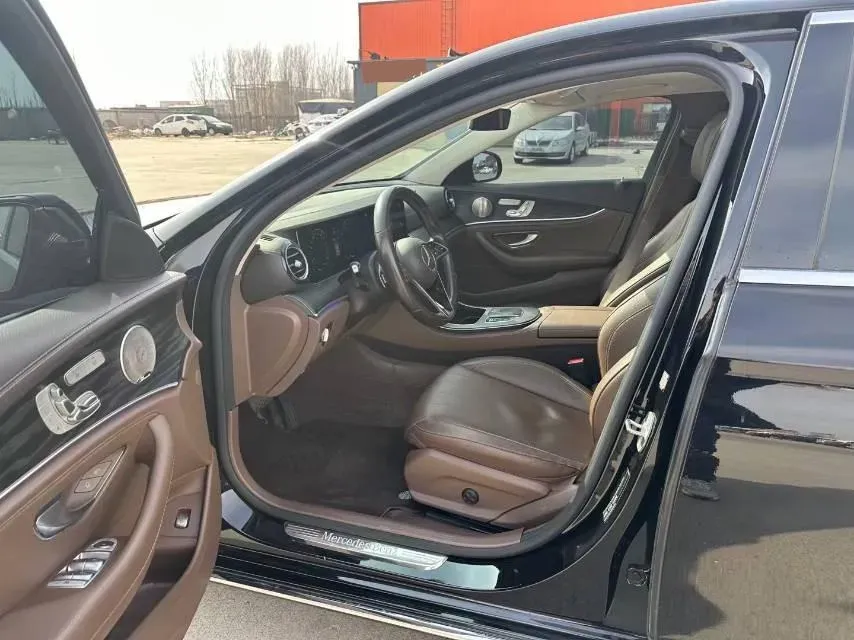 2022 Mercedes-Benz E Class 2.0T 258HP L4 9AT,autocango,china used car exporter,china ev exporter,chinese used car exporter,chinese used ev exporter