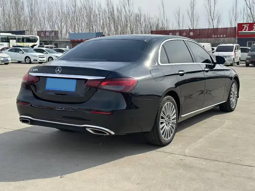 2022 Mercedes-Benz E Class 2.0T 258HP L4 9AT,autocango,china used car exporter,china ev exporter,chinese used car exporter,chinese used ev exporter