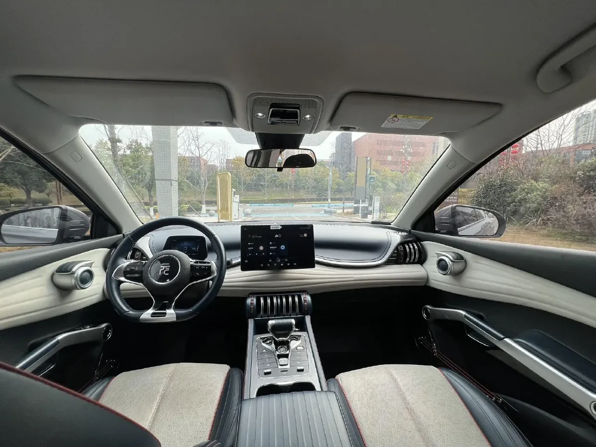 2022 Hycan Z03 BEV 64.23KWH,autocango,china used car exporter,china ev exporter,chinese used car exporter,chinese used ev exporter