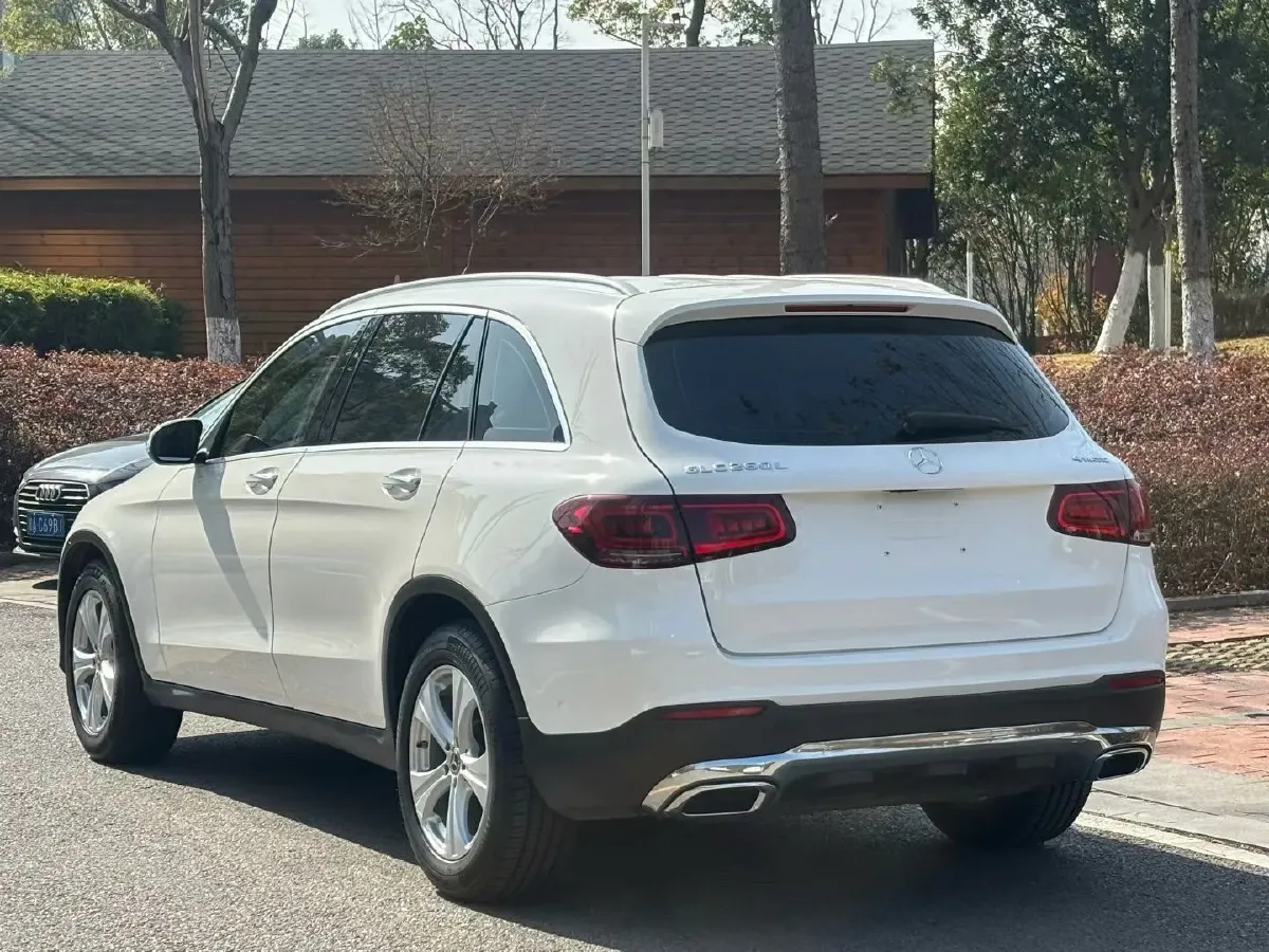 2020 Mercedes-Benz GLC Class 2.0T 197HP L4 9AT,autocango,china used car exporter,china ev exporter,chinese used car exporter,chinese used ev exporter