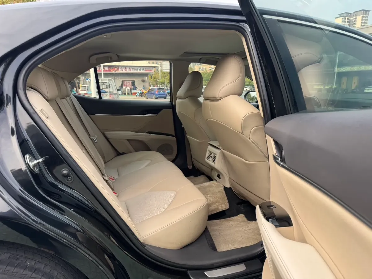 2019 Toyota Camry 2.0L 178HP L4 CVT,autocango,china used car exporter,china ev exporter,chinese used car exporter,chinese used ev exporter