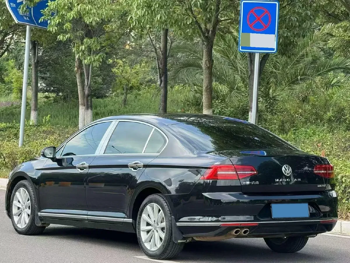 2018 Volkswagen Magotan 1.8T 180HP L4 7DCT,autocango,china used car exporter,china ev exporter,chinese used car exporter,chinese used ev exporter