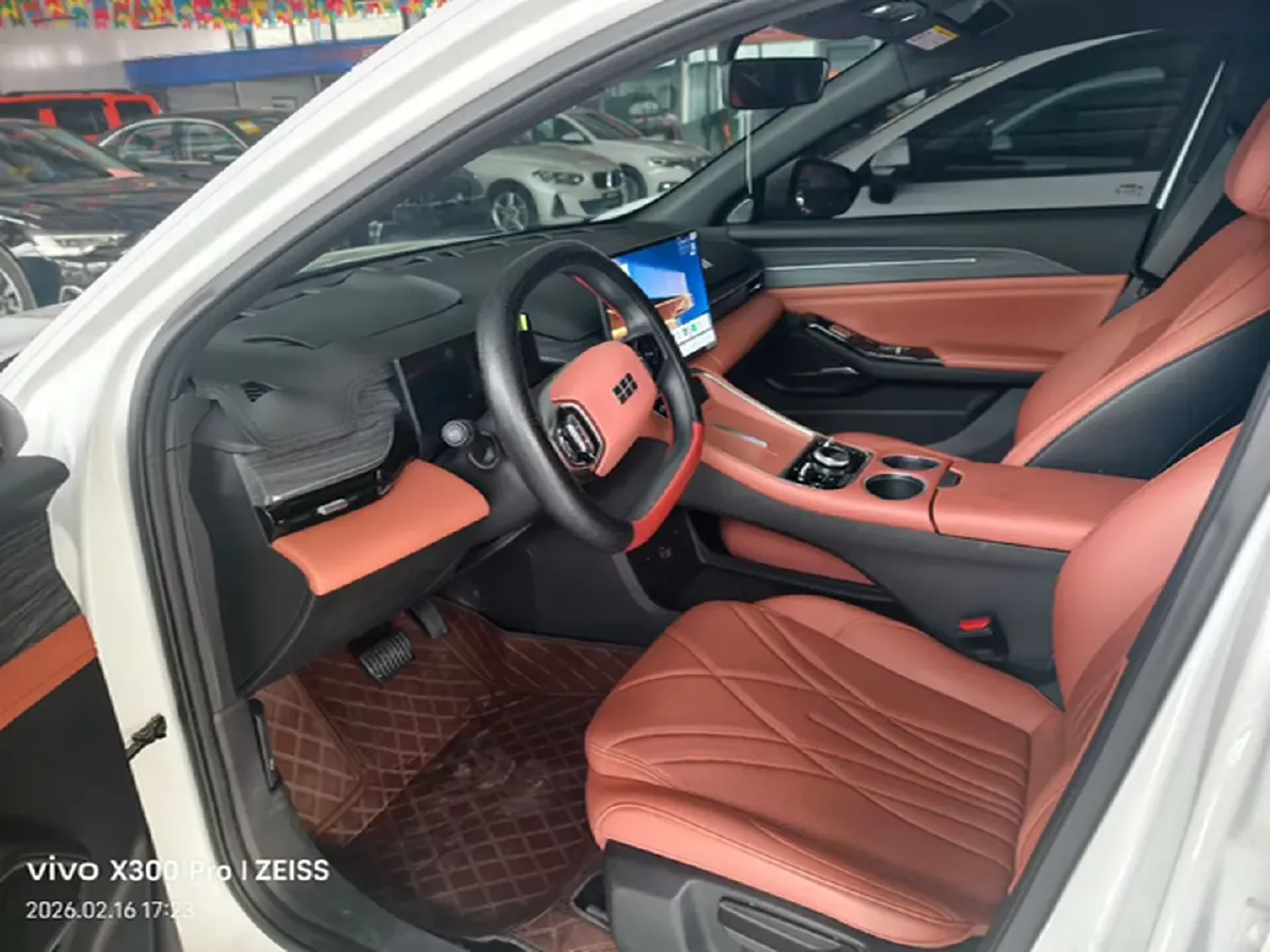 2025 Geely Galaxy A7 1.5L 112HP L4 1DHT PHEV,autocango,china used car exporter,china ev exporter,chinese used car exporter,chinese used ev exporter