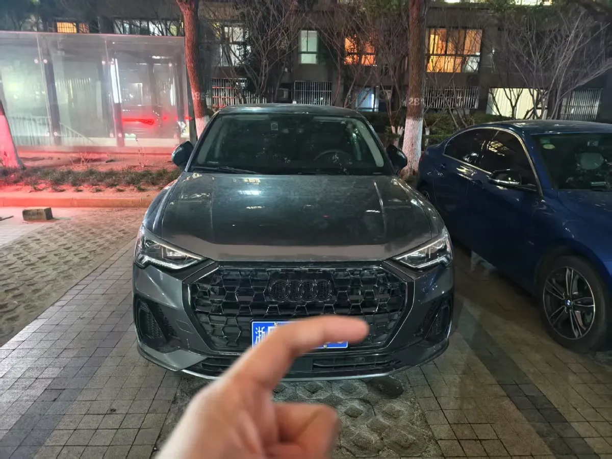 2020 Audi Q3 Sportback 2.0T 186HP L4 7DCT,autocango,china used car exporter,china ev exporter,chinese used car exporter,chinese used ev exporter