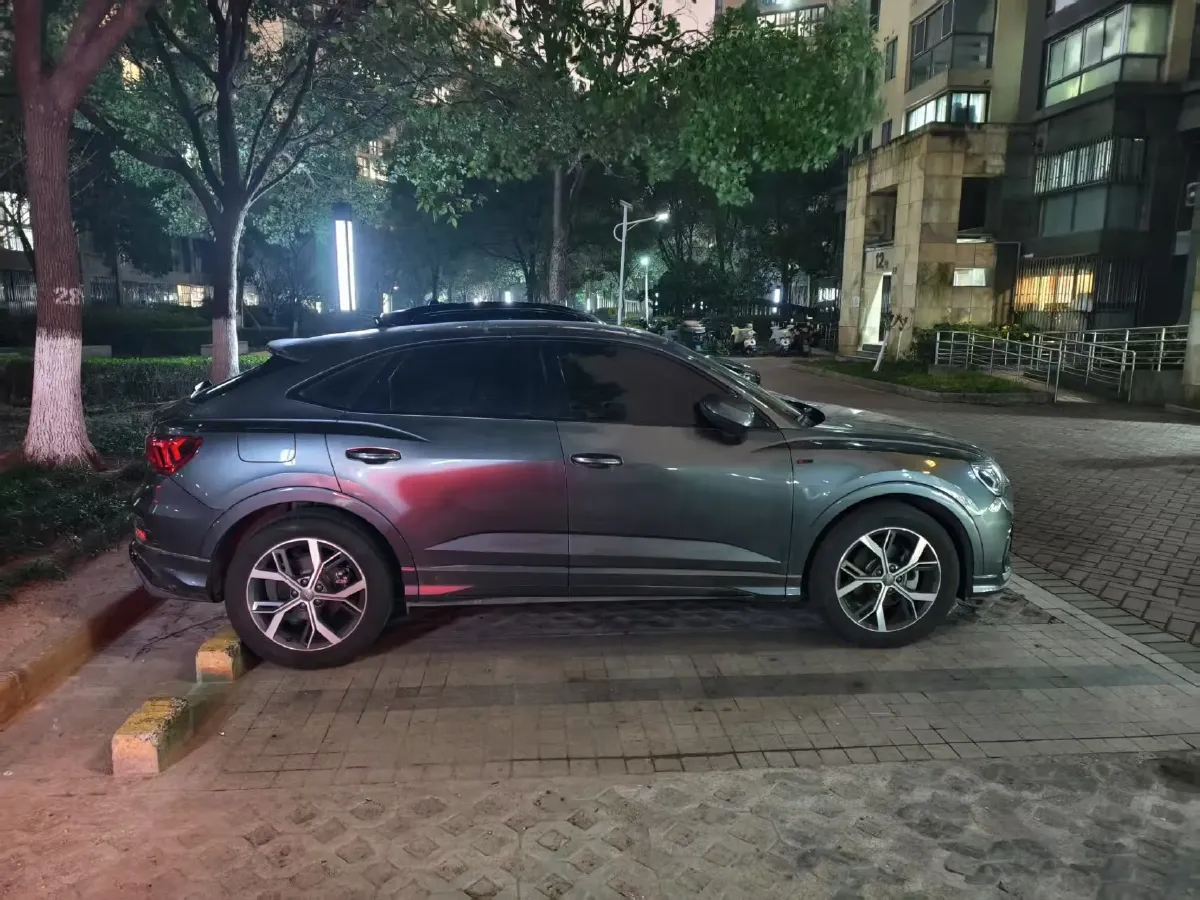 2020 Audi Q3 Sportback 2.0T 186HP L4 7DCT,autocango,china used car exporter,china ev exporter,chinese used car exporter,chinese used ev exporter