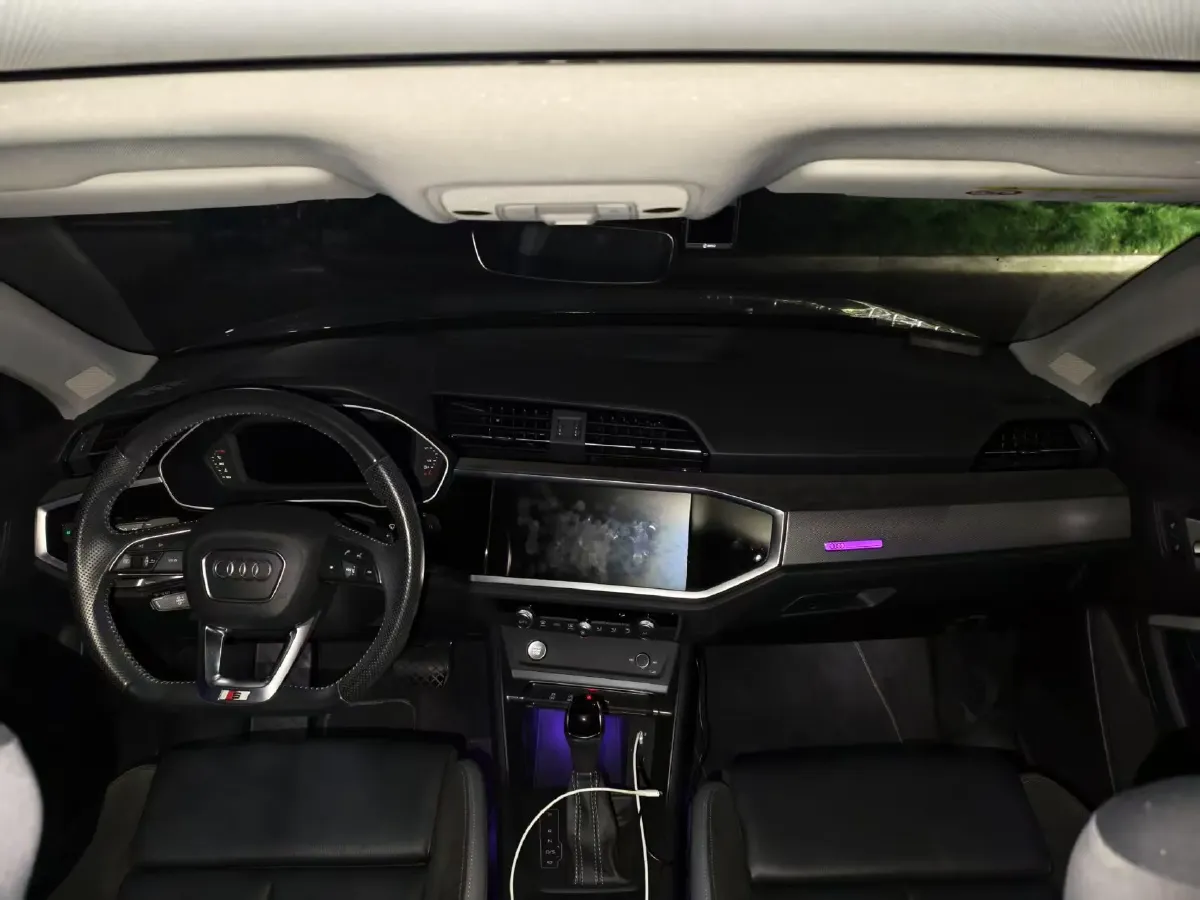 2020 Audi Q3 Sportback 2.0T 186HP L4 7DCT,autocango,china used car exporter,china ev exporter,chinese used car exporter,chinese used ev exporter