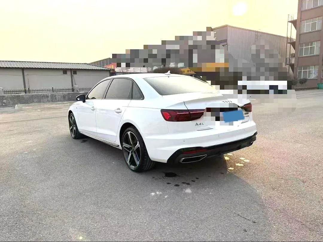2024 Audi A4L 2.0T 190HP L4 7DCT,autocango,china used car exporter,china ev exporter,chinese used car exporter,chinese used ev exporter