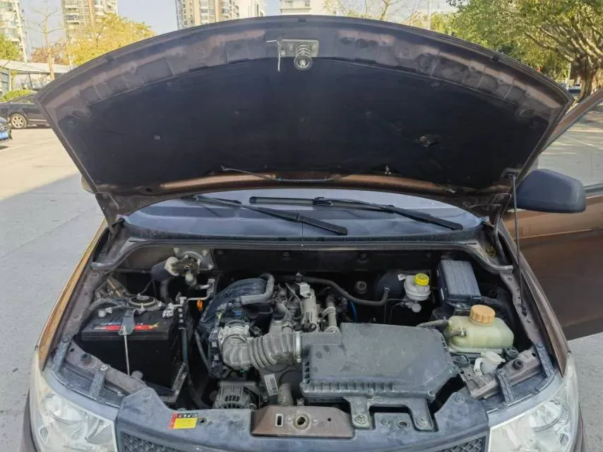 2020 WuLing HongGuang V 1.2L 76HP L4 5MT,autocango,china used car exporter,china ev exporter,chinese used car exporter,chinese used ev exporter