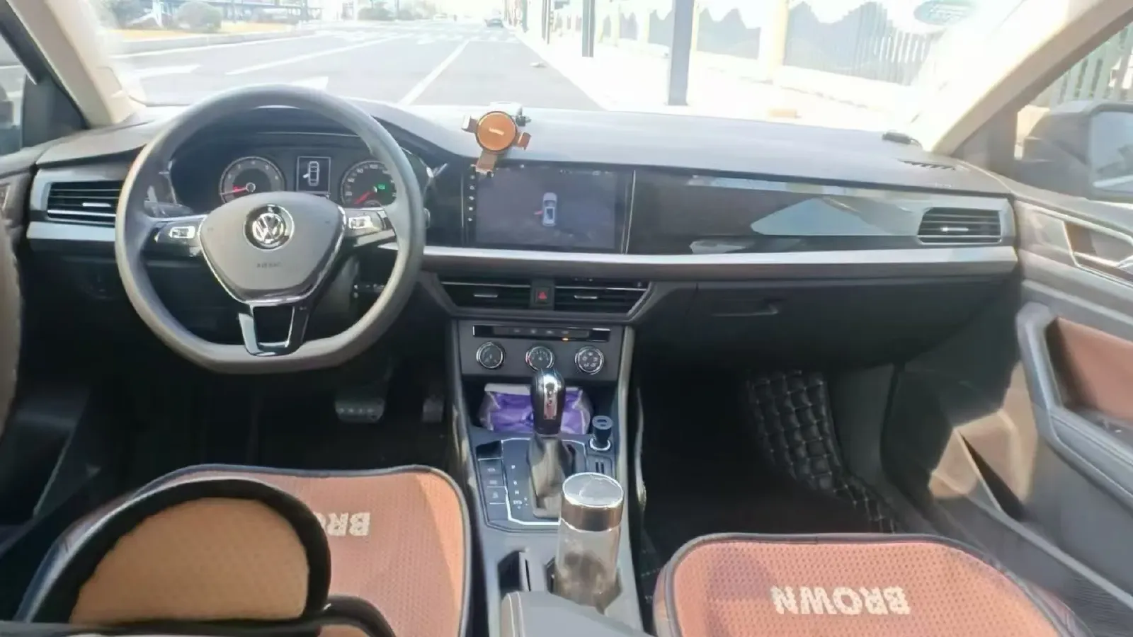 2019 Volkswagen Lavida 1.5L 113HP L4 6AT,autocango,china used car exporter,china ev exporter,chinese used car exporter,chinese used ev exporter